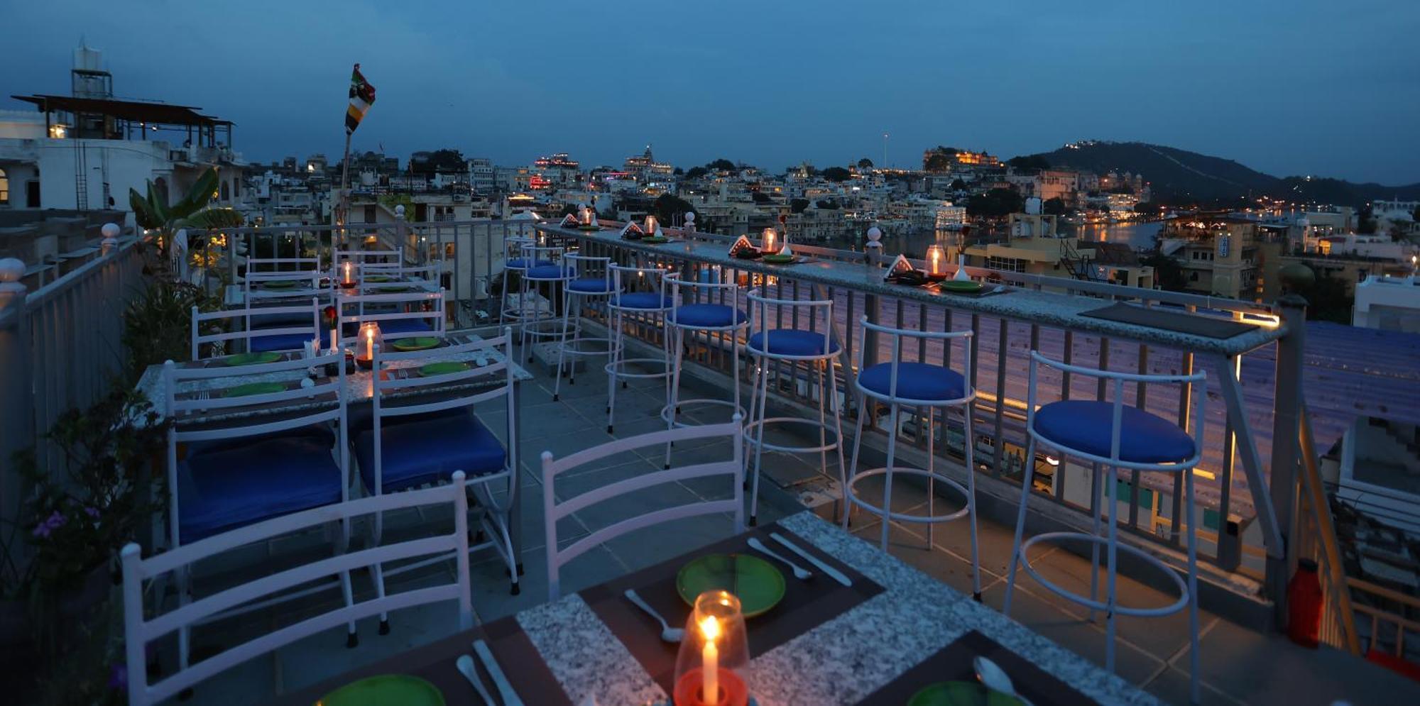 Neev Haweli Hotel Udaipur Exterior photo